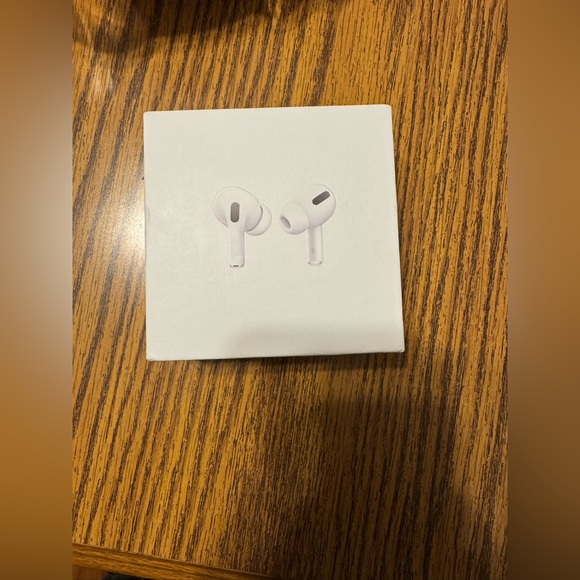 AirPods Pro - Picture 4 of 4